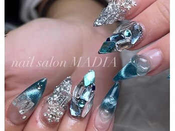 マディア(MADIA)の写真/アートもやり放題♪パーツも選びたい放題♪カラーはラメも含め700色以上！パーツの種類は1000パーツ♪