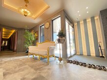 ラジェニアテンアンズ(Rajeunir 10 ans)/入り口