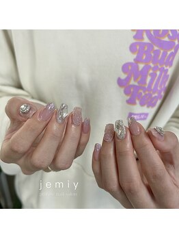 ジェミー(jemiy)/キラキラビジューネイル