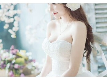 リノ(Lino)の写真/どんなドレスも完璧に着こなす☆肩甲骨・二の腕・デコルテにアプローチ！即効性◎で魅せる美ボディライン♪