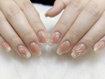 スペラ 大宮店(Spera)/ワンホン定番チークにラメネイル