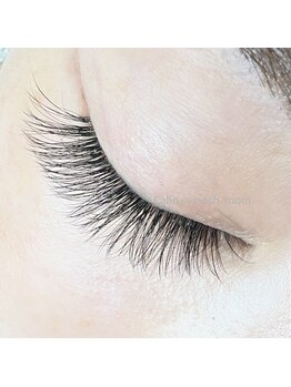 カランアイラッシュルーム(Calin eyelash room)の写真/【広島駅近くにNEWOPEN♪】まつげに自信がない方も納得の満足度◎負担最小限で密度もUP！