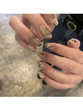 ビーティベーシック(B.t.Basic)/ゴールドニュアンスデザイン