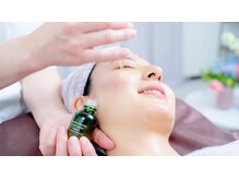 骨盤革命の雰囲気（韓国肌管理で桁違いの透明感に♪美容液はたっぷり浸透させて。）