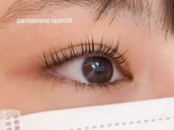 フロール 上大岡(Flor)/ パリジェンヌ ラッシュリフト