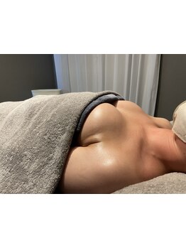 バストラインを整えたい