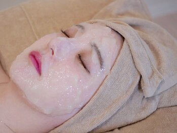 アートシェリモ(ART CHERIMO)の写真/紫外線が降り注ぐこれからの時期に◎乾燥肌ケア・紫外線対策・毛穴・シミケア等、気になる肌悩みもお任せ◎