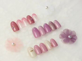 salon de bonitoの写真/大人女子の指先に日常を彩る特別な輝きを♪お仕事中も自然に馴染むオフィスネイルデザインが豊富◎