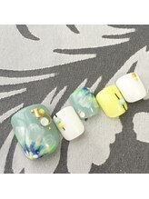 ナナズネイル 西小倉店(NANA's Nail)/フットもフラワー人気