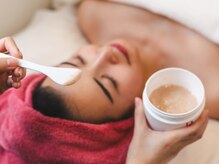 サロンド シェリー(Salon de Cherie)/ハーブピーリング工程