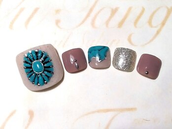 ウータン(Wu-Tang)/ターコイズネイル￥10000