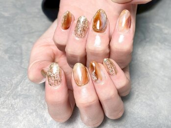 ワイシーハッチ(yc.hacci)の写真/22時まで営業◇シンプルネイル～持ち込みアートまで幅広くお任せ♪折れにくい美フォルムな長さだしでモチ◎