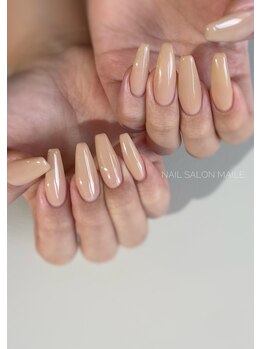 ヌーディーカラー×ロングネイル