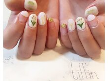ネイルサロン ティフィン(tiffin)/ガーリーフラワーネイル