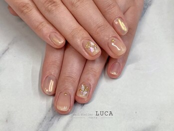 ネイルアトリエルカ(nail atelier LUCA)/M-222 ベージュオーロラネイル