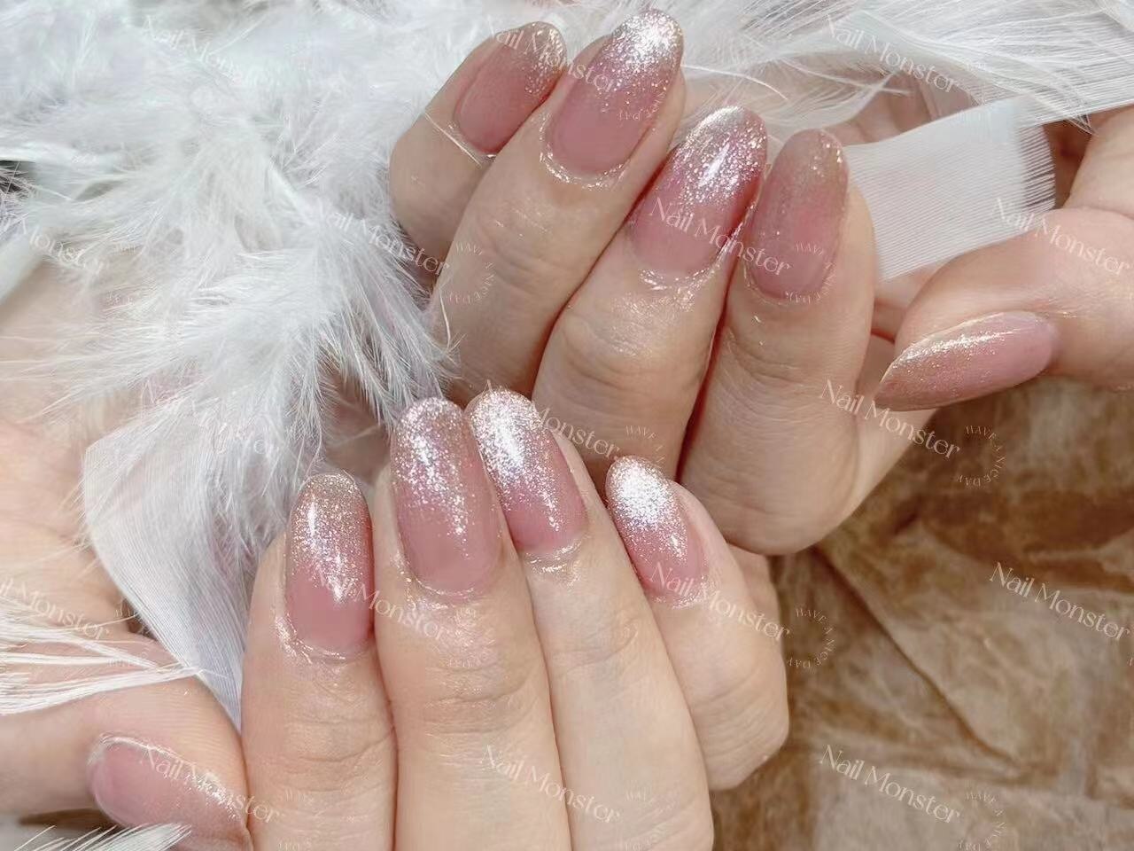 ランバン　コート　ラメ　グラデーション 1/2)ラメグラデーションネイルのネイルデザイン｜ネイルサロンの