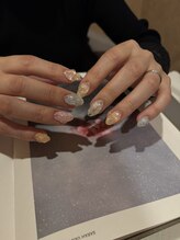 ウム(ium)/パステルカラーニュアンスネイル