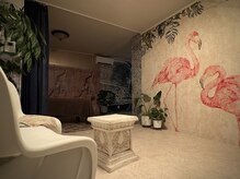 サロン ド ミル(Salon de Mille)/待合室【浄化の場】