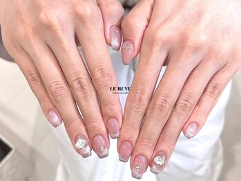 ルレーブ(LE REVE)/チークマグネットフレンチネイル