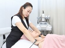 イリゼ(iriser)の雰囲気（全てのコースにデコルテ首肩背中マッサージが付き極上の時間に♪）