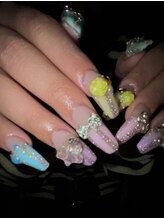 ウズ(UZU)/春色フレンチネイル