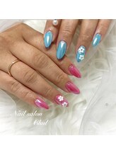 チュル(Chul)/非対称ネイル