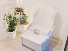 ヨサパーク アタ 中目黒店(YOSA PARK ATHA)/ゆったり座れるLuluonnの椅子♪