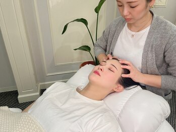 アナンダサロン(ananda salon)の写真/ドライヘッドスパ至福の10分★エキスパートローションと選べるアロマの香りでスッキリと癒しのマッサージ