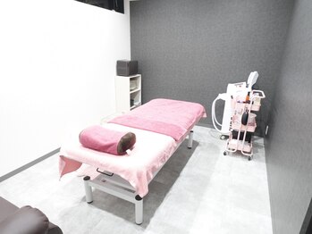 メロウ(mellow)の写真/メンズの方大歓迎♪メニューも多数ご用意。脱毛だけでなく、ネイルも可能です◎お気軽にお越しください！