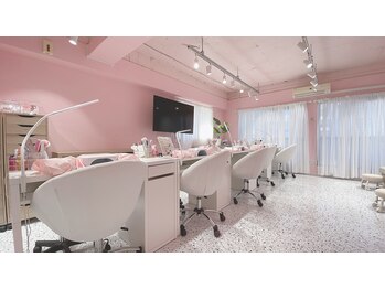 カワイイは正義/施術スペース