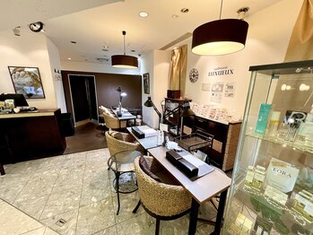 ネイルアンドアイラッシュ ルクソー ホテル日航福岡店(Nail&Eyelash LUXUEUX.)