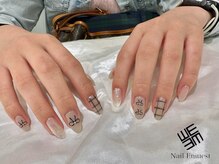 ネイル エミュスト(Nail Emuest)/ガーリーチェック×リボンネイル
