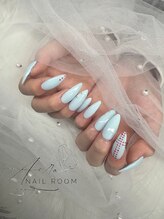 オウラネイルルーム(Aura nail room)/4本アート