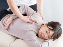 キュアフロウ 橿原店の雰囲気（《効いてる！を実感のリンパケア》肩甲骨剥がしで姿勢改善♪）