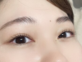 シールーム(Sea Room)の写真/【高い技術力でモチが良い】ナチュラル上品・大人カワイイ目元へ♪《最高級セーブル120本¥5980》
