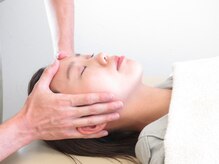 おおの鍼灸接骨院/KADOMORI認定サロンの頭骨矯正