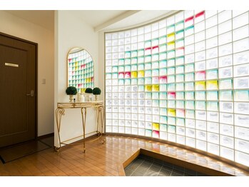 オン 蕨駅西口(ON)/女性専用プライベート個室サロン