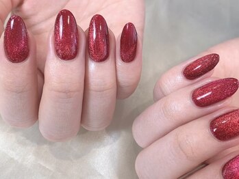リー(Re.)の写真/シンプルでも存在感のあるデザインを指先に…☆爪の形や長さにお悩みの方もお気軽にご相談下さい♪