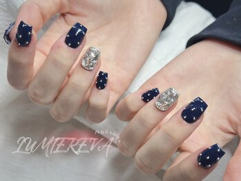 ルミエレヴァ(Lumiereva)/ワンホンネイル持ち込みデザイン