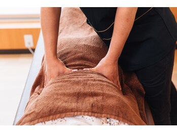 くまのみ整骨院 ふじみ野院/骨盤矯正/肩甲骨/猫背矯正