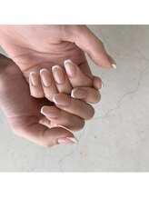 ビーティベーシック(B.t.Basic)/白フレンチ