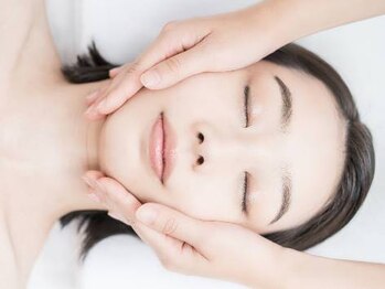 ニコリ(NICOLI)の写真/憧れのうる艶水光肌☆本気の肌質改善！憧れのノーファンデ◎