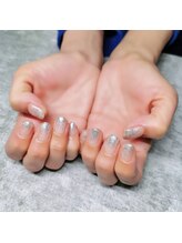 ニーネイル(Nii Nail)/ラメグラデーション