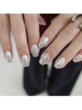 テス(TESS)/MINI【 conatsu 】