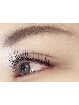 ボリュームのある目元にしたい