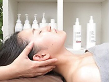 温活堂 宇品店の写真/【極上ヘッドマッサージ】ヘッドマッサージで首こりが楽になる◎お客様の身体の不調にアプローチします！