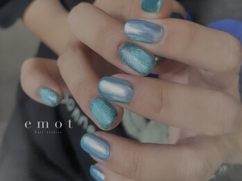 エモット(emot)/シンプルデザイン