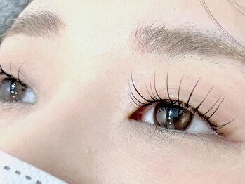 アイラッシュ フラフィー(fluffy)/ラッシュリフト