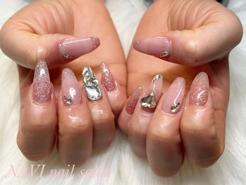 ナビ(NAVI)/ピンクネイル
