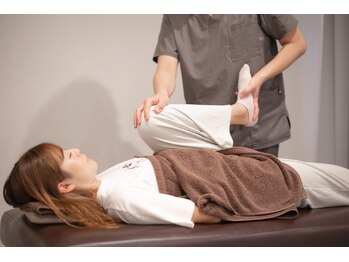 サロン ミウ(salon miu)の写真/脱力ストレッチ整体で腰痛や姿勢のお悩みを根本からリセット◎軽やかに動ける身体へと導きます♪